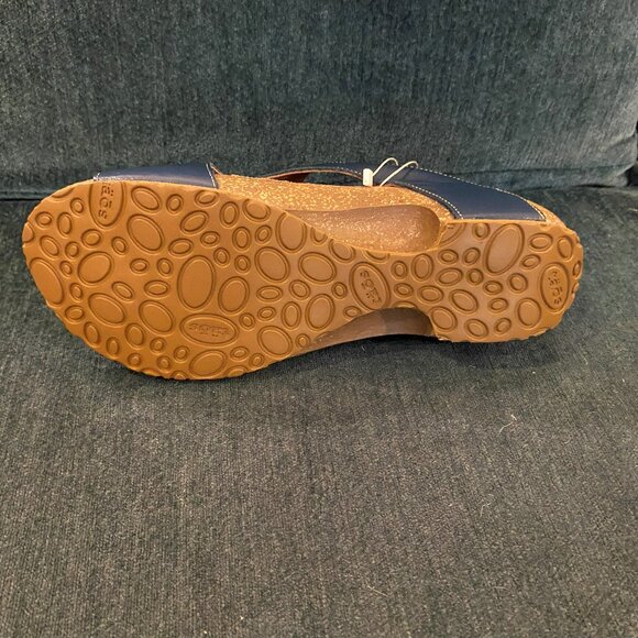 Taos - Loop Deep Sea Blue - Multiple Sizes (NEW W/ BOX) - Picture 3 of 3